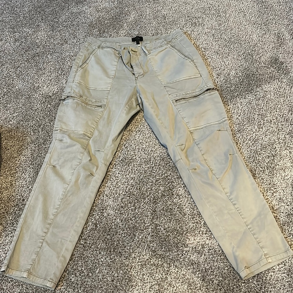 Size 10 White House Black Market Cargo Pants (The Slim Crop)